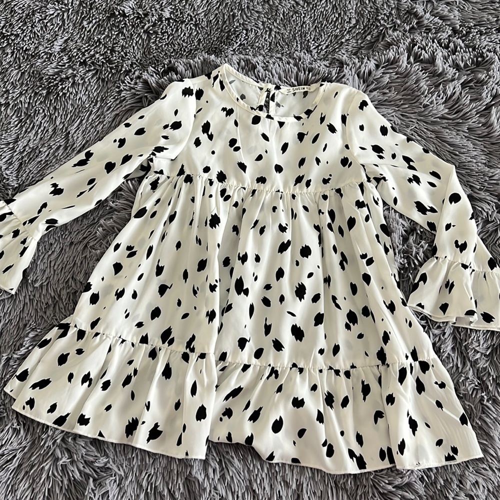 Dress Kids New, Size 120 (5-6 years)